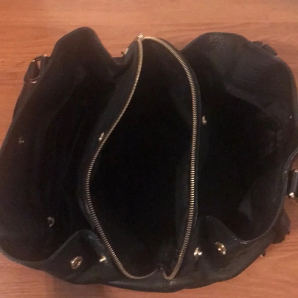 Authentic Michael Kors‎ Medium Tote Bag - Picture 4 of 8
